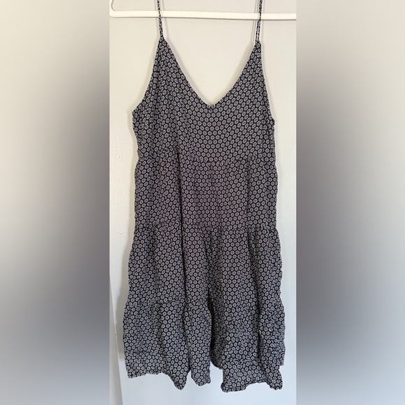 H&M Black Sleeveless Maxi Sundress - Picture 3 of 4